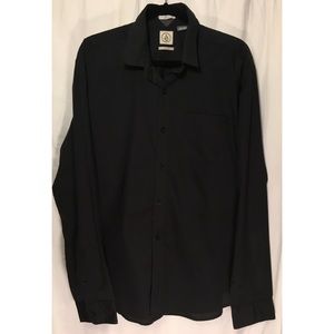 Volcom men’s XL dress shirt classic fit button up